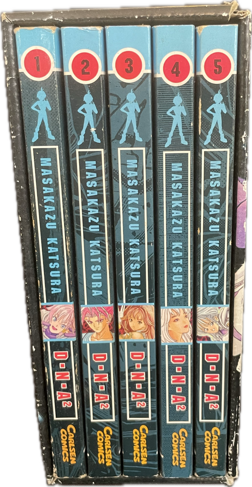 D.N.A ², 1-5 im Schuber